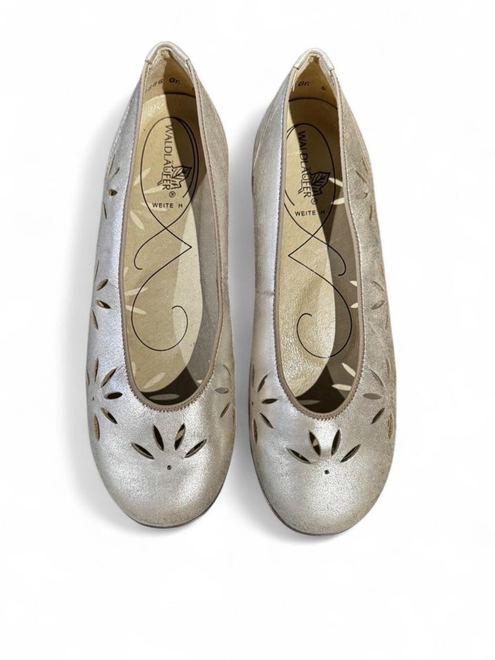 Waldläufer Silver Laser-Cut Ballet Flats